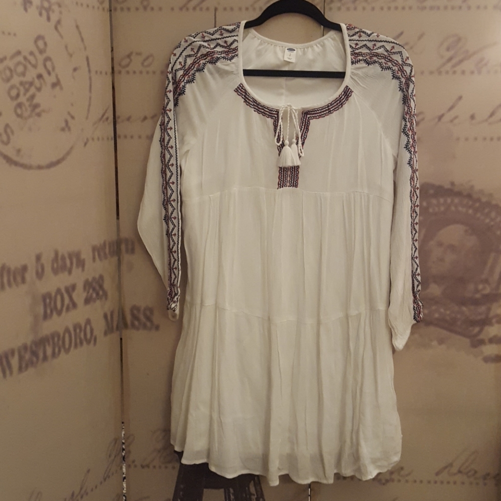 Old Navy White Embroided Boho Dress
